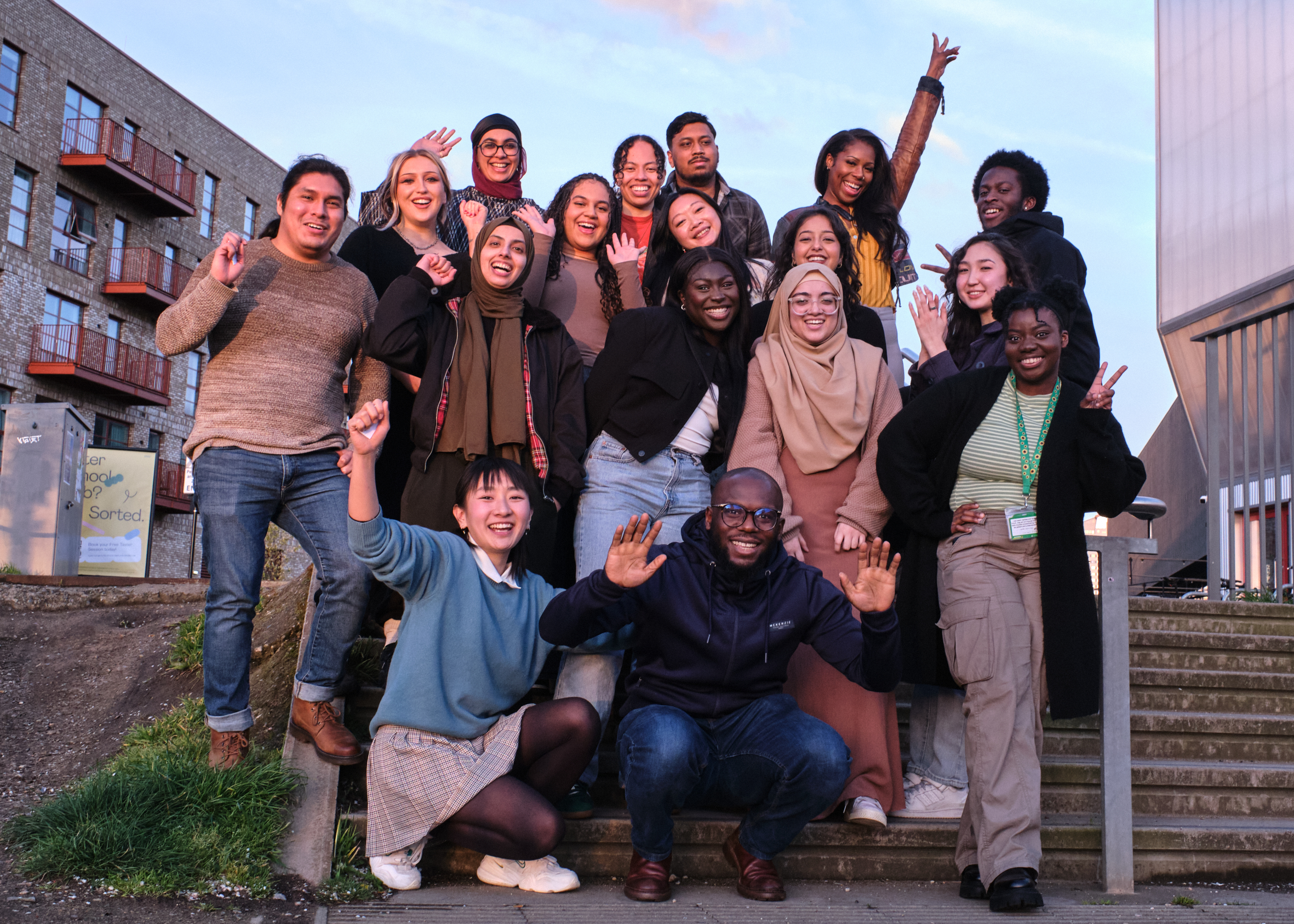 Young people :: #7100DD